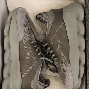 Men’s Versace chain reactions size 10